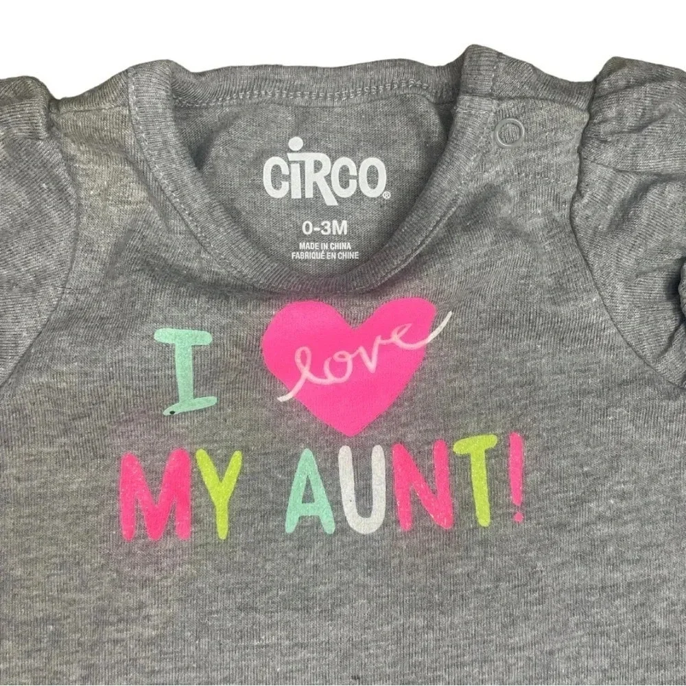 Onesie Bundle - “I Love My Aunt” & “I Love You” Themes, 0-3 Months with Hat